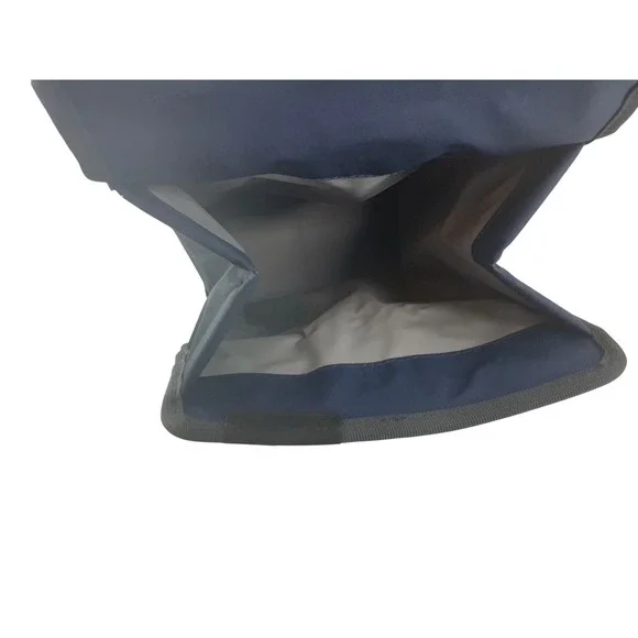 YETI Daytrip Lunch Bag Navy Blue Insulated Fold-and-Go Cooler Bag - Picture 5 of 5